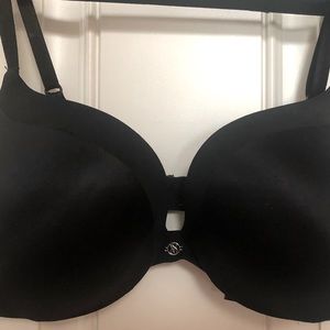 Victoria’s Secret Very Sexy push up bra